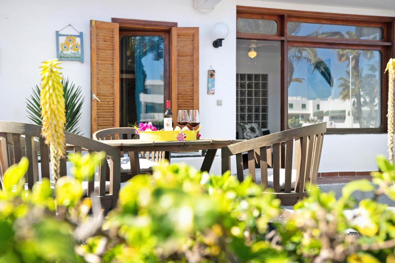 Isla And Ocean With Pool And Wifi Apartment Costa Teguise Exterior photo